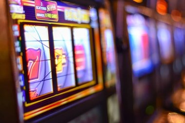 clan live-dealer table interface with multi-camera feed